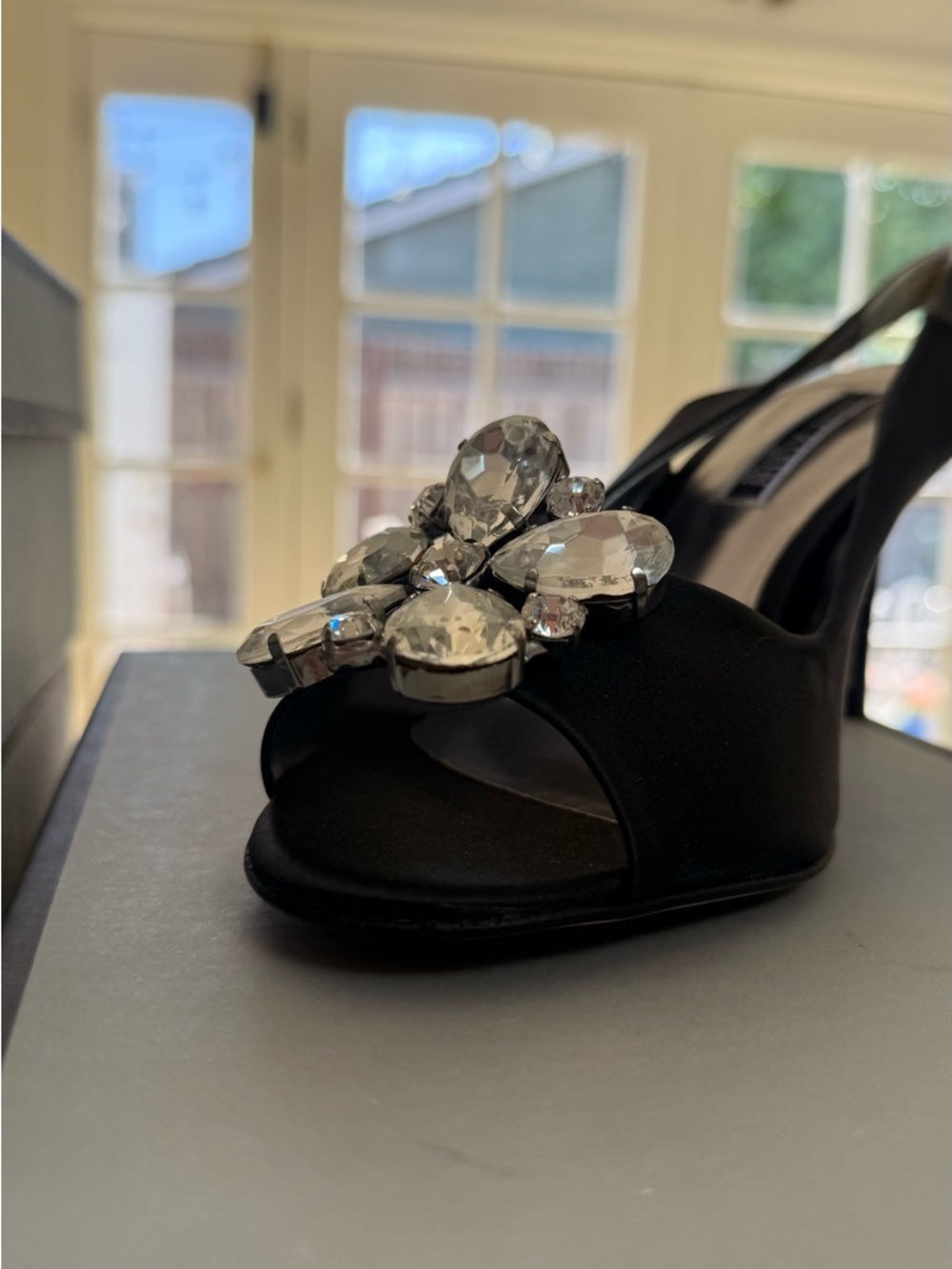 Anne Klein Black Slingback Heels with Crystal Flower Brooch - Picture 3 of 7